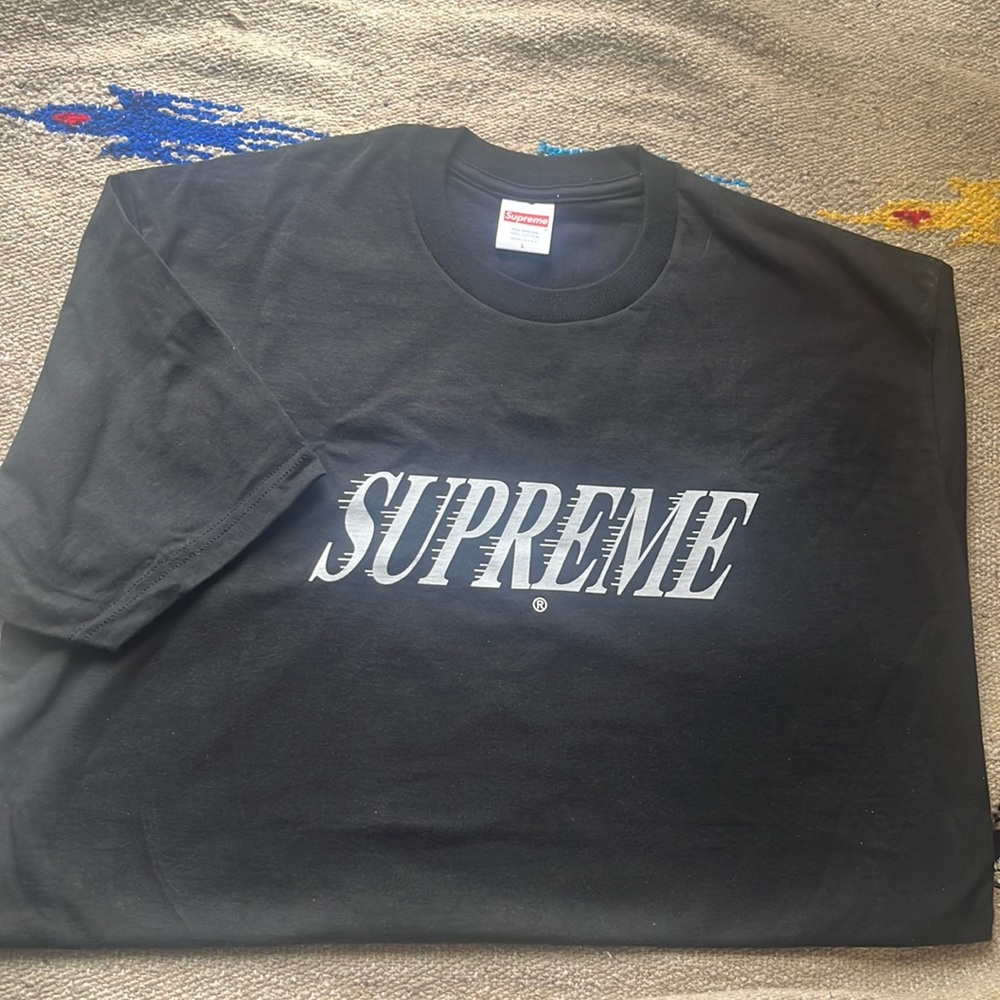 Supreme T-shirt